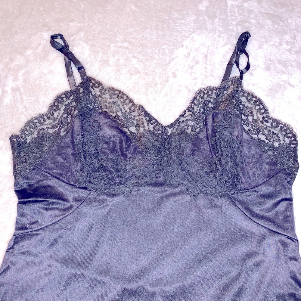 Vintage Lingerie/ Slip